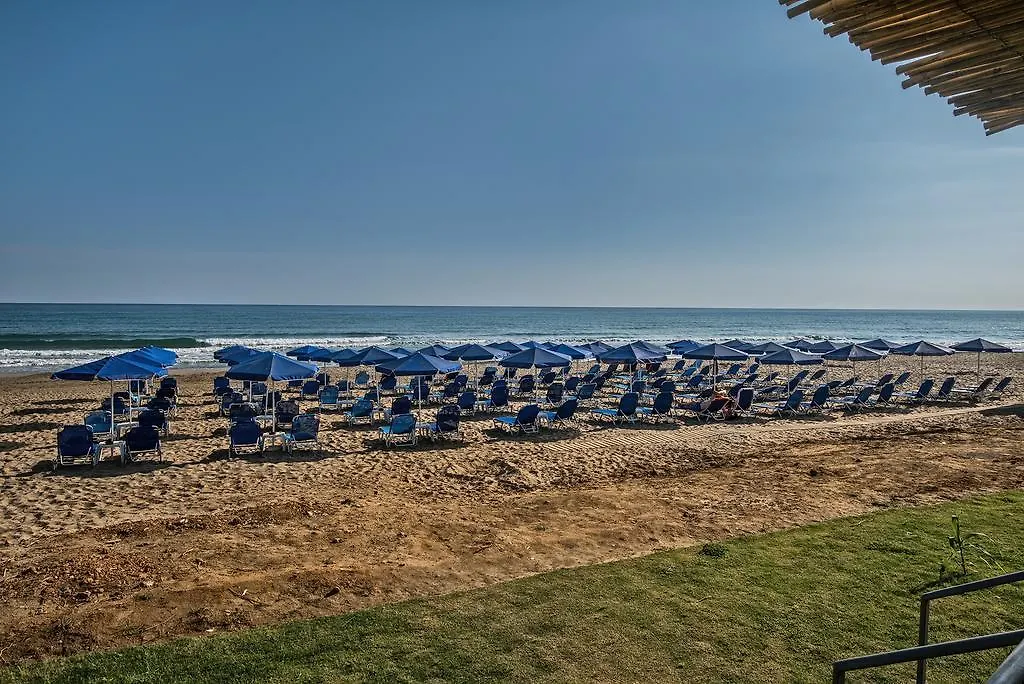 Happy Days Beach Hotel-1
