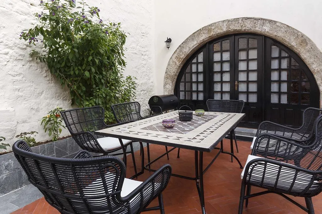 Belvedere Medieval Villa-1