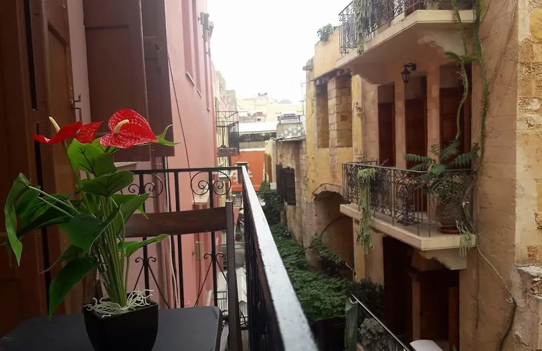 Boho City Hostel-1