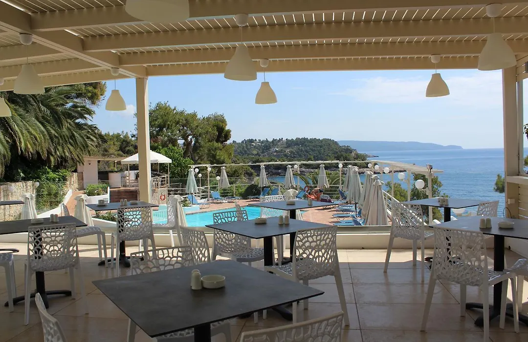 Paradise Hotel-1