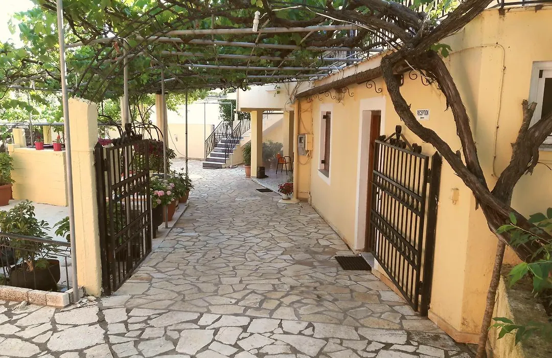 Bungalows Niki-1