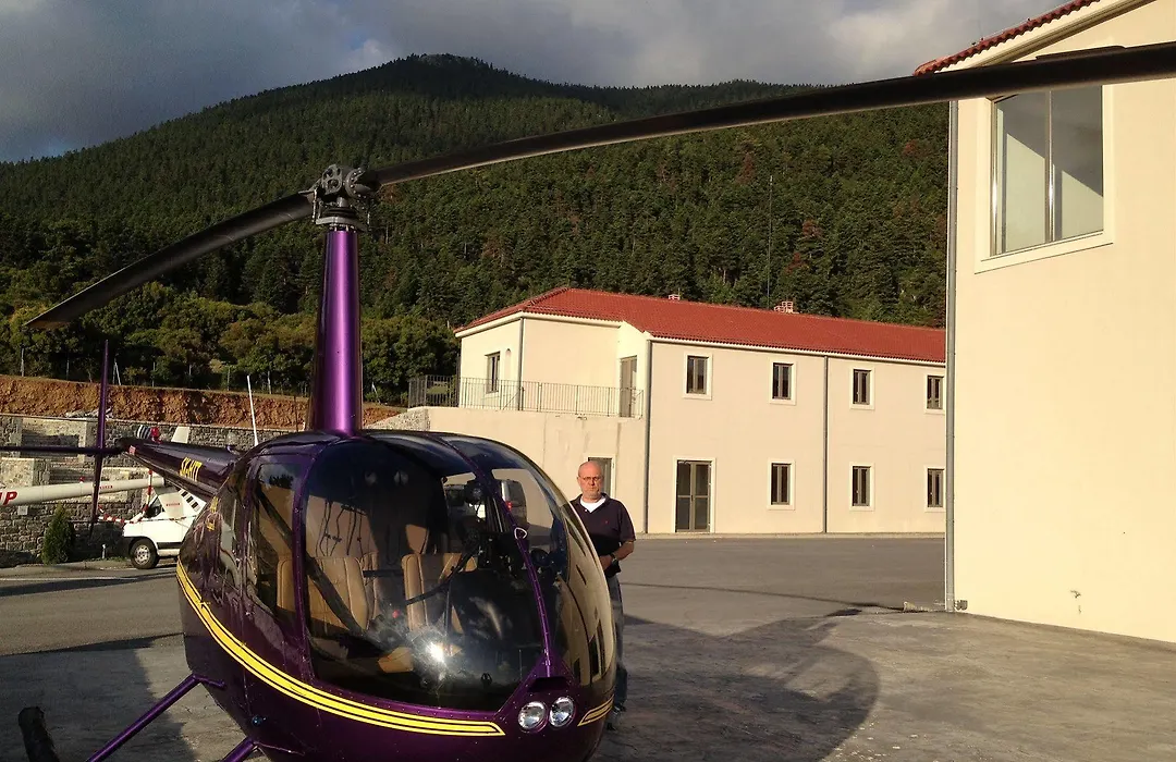 Seleni Suites Boutique Deluxe-1