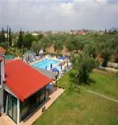 Rainbow Studios Zante-1