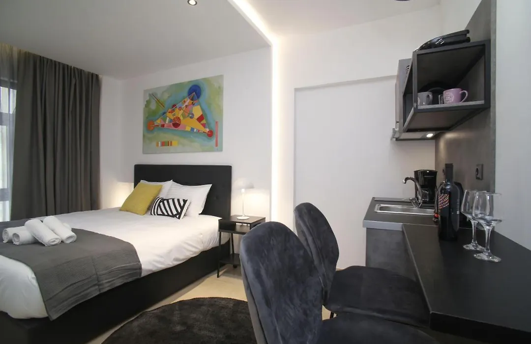 Zh Luxury Suites-1