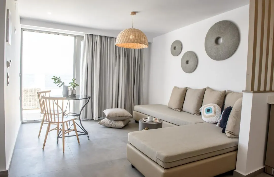 Laia Seafront Luxury Apartments-1
