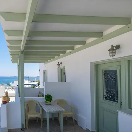 Lorenzo Studios&Suites Paros-2