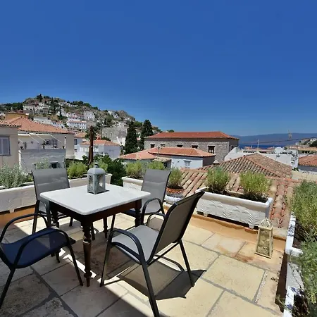 Hydra Art Suites-2