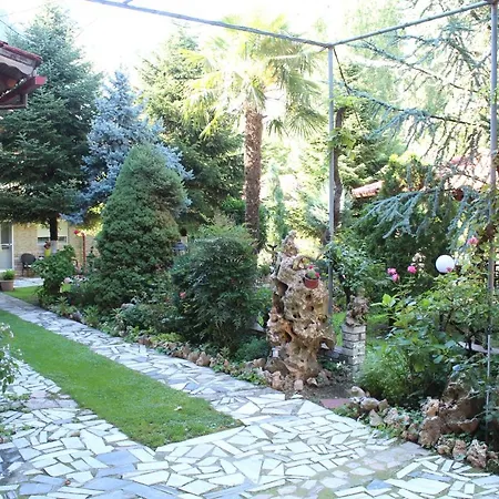 Germanos Studios-3