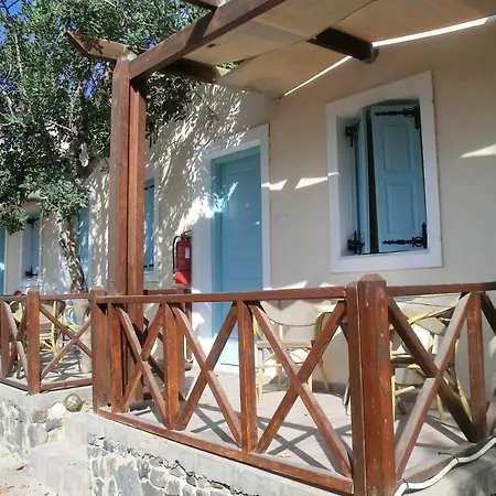 Santorini Camping/Rooms-3