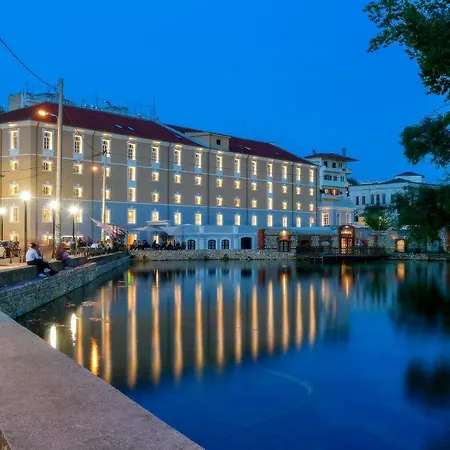Hydrama Grand Hotel-2