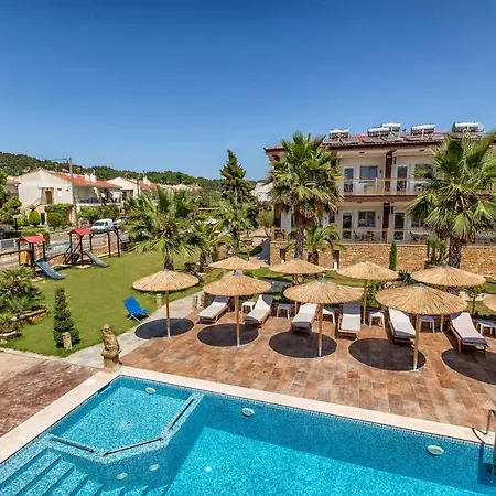 Halkidiki Greek Pride Ηotel And Apartments-2