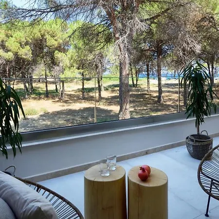 Karidi Beach Boutique Suites-3