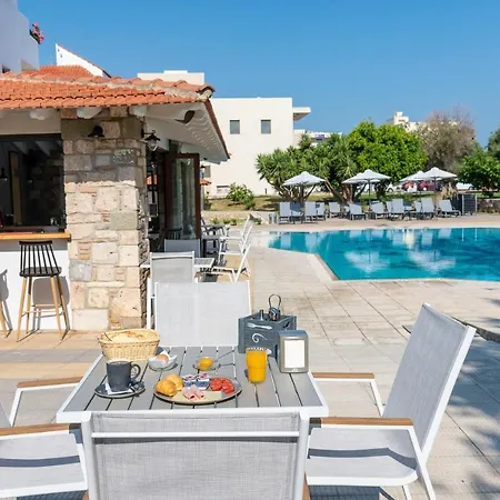Theatraki Apartments-2