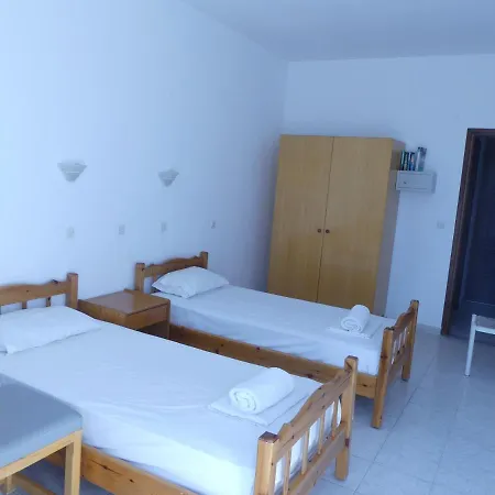 Marianthi Studios & Apartments-3