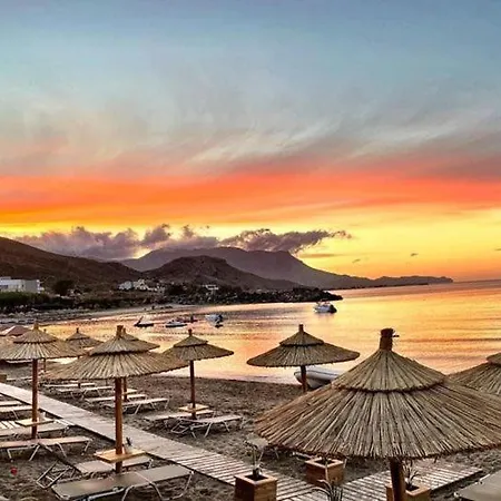 Molos Beach Rooms-2