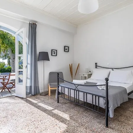 Psarianos Beachfront Apartments-2
