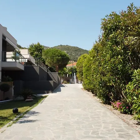 Dioni Luxury House-3