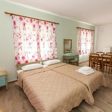 Lido Apartments Tolo-3