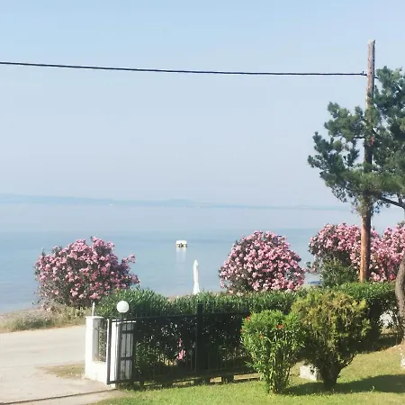 Metamorphosis - Halkidiki Apartment On The Beach-3