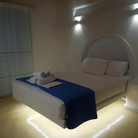 Asterias Studios Koufonisi-2