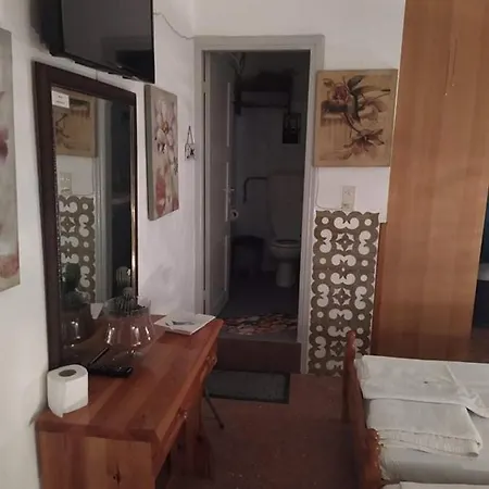 Ενοικιαζόμενα δωμάτια Ματούλα Κοχειλα-2