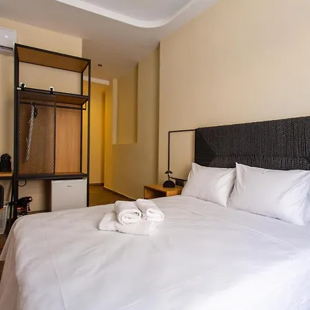 Leone Suites-2
