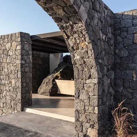 Nimbus Santorini-3