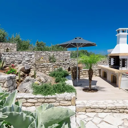 Villa Trinity-2