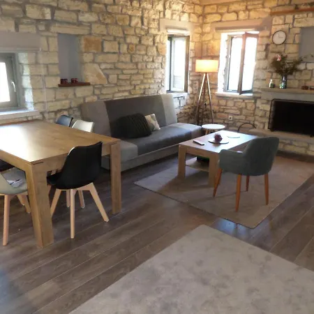 Kalpaki Stone Apartment 2.-2
