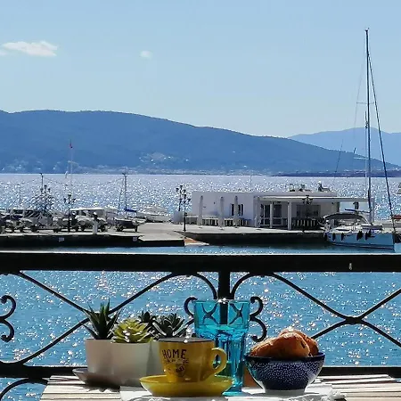 Aegina Port Apt 3-2