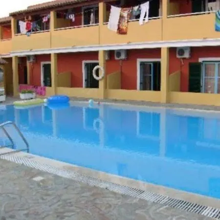 Alexis Pool Apartments-3
