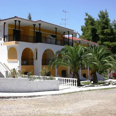 Kassandra Bay-3