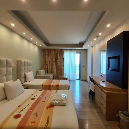 Konstantinos Palace-2