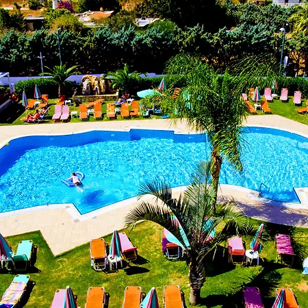 Yiannis Manos Hotel Resort-3