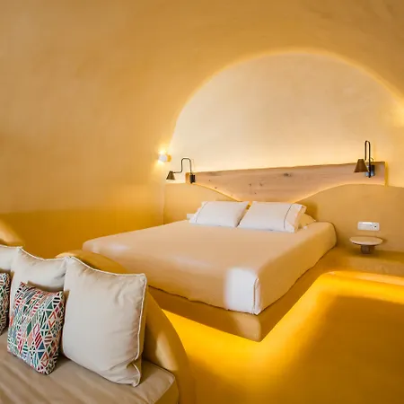 Chic Hotel Santorini-3