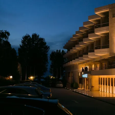 Tzaki Hotel & Restaurant Patras-2