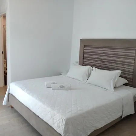 Anamar Santorini-3