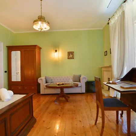 History House-3
