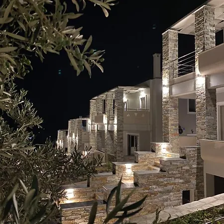 Vardians Villas & Suites-3