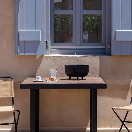 Azade Chania-2