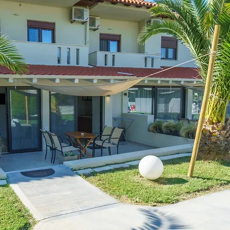 Zinozis Beach Apartments-3