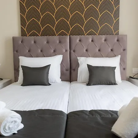 Modern Revival Luxury Hotel-3