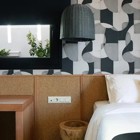 Chapter 02 Gallery Suites-3