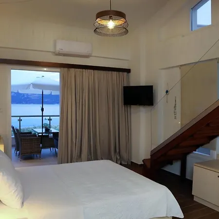 Steleni Seaside Suites-3