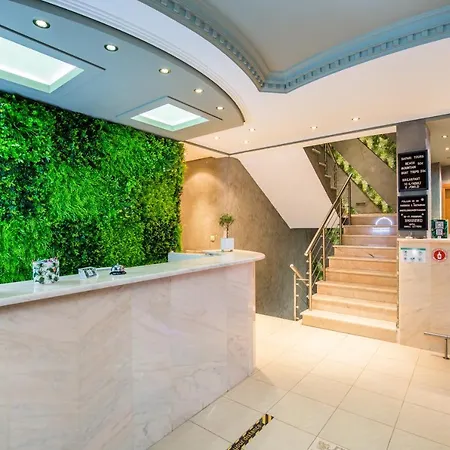 Discovery Hotel-2