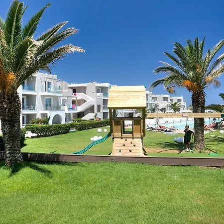 Santa Helena Beach Resort-3