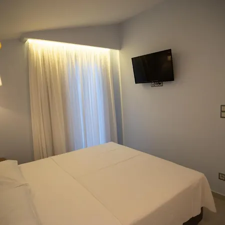 8 Boutique Suites-3