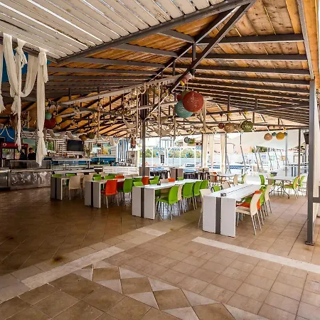 Perkes Hotel Complex (Adults Only)-3
