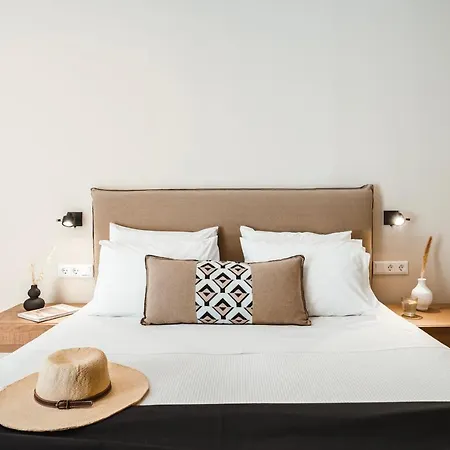 Elivia Boutique Suites-3