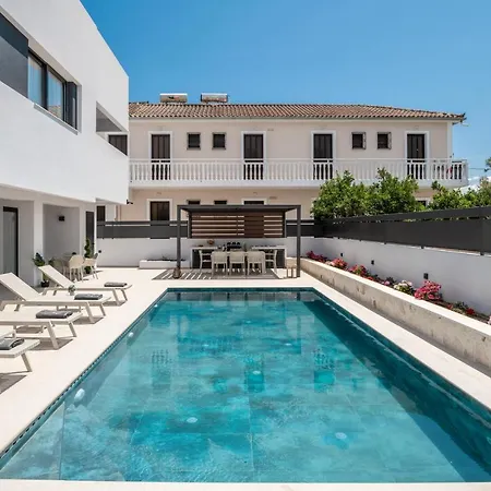 Savvas & Maria Palace-3